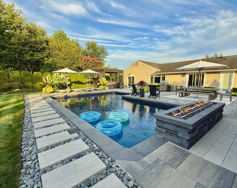Beautiful pool with fresh vinyl liner